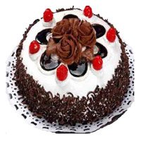 Send Online New Year Cakes to Vishakhapatnam send to 3 Kg Black Forest Cakes to Hyderabad From 5 Star Bakery