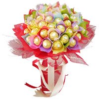 Deliver New Year Gifts in Hyderabad encircled 48 Pcs Ferrero Rocher Bouquet Hyderabad