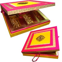 Fancy Dry Fruits and Gifts Delivery Hyderabad in Box of MDF 1 Kg on Friendship Day
