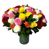 Order Friendship Day Flowers like Mixed Roses Vase 30 Flowers Delivery to Hyderabad