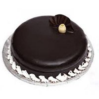 New Year Cakes Delivery in Vizag Delivers 1 Kg Chocolate Truffle Cake to Hyderabad