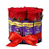 Send Valentine's Day Chocolates to Hyderabad
