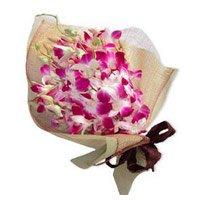 Online Bouquet of Flowers to Hyderabad