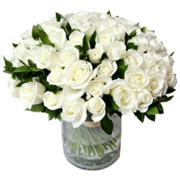 Flowers to Hyderabad : 50 White Roses Vase