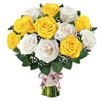 Send Diwali Flowers to Hyderabad that includes Yellow White Roses Bouquet 12 Flowers