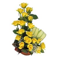 Online Flowers to Hyderabad : 18 Yellow Roses Basket