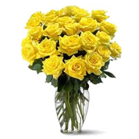 Flowers to Hyderabad : 24 Yellow Roses Vase