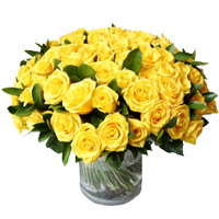 Flowers to Hyderabad : 50 Yellow Roses in Vase